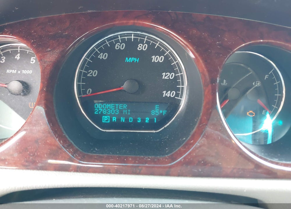 2008 BUICK LUCERNE VIN: 1G4HP572X8U109455