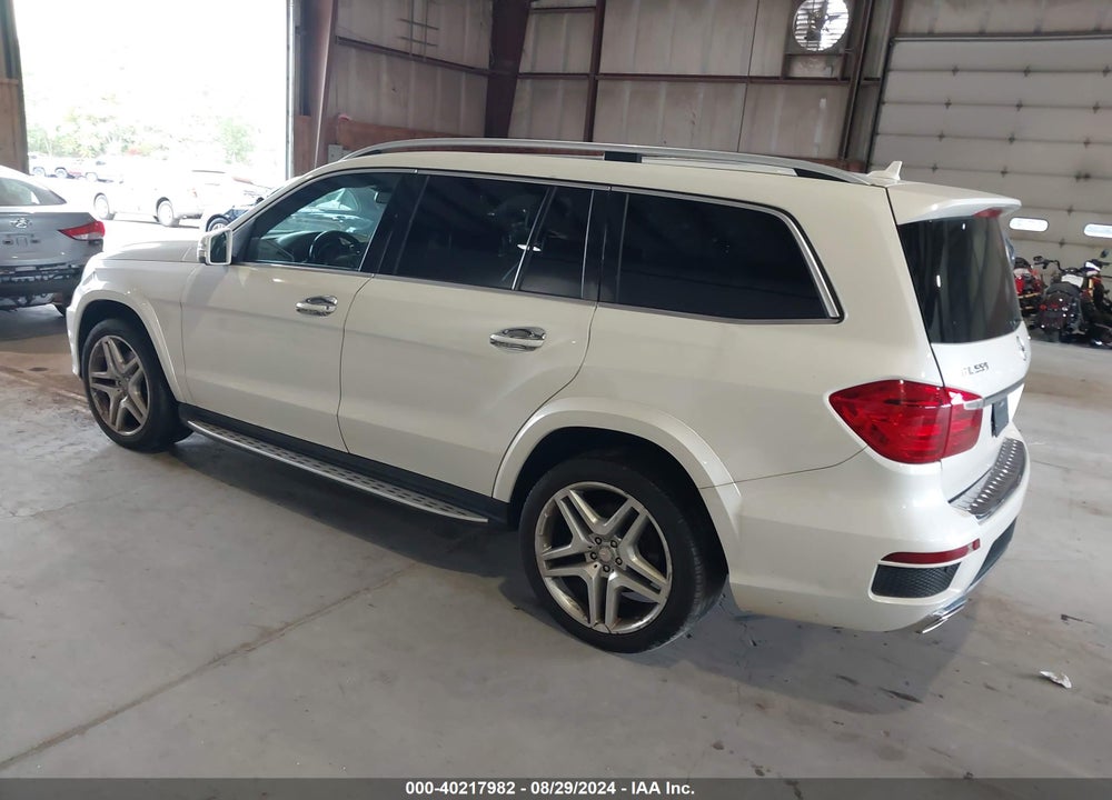 2016 MERCEDES-BENZ GL 550 4MATIC VIN: 4JGDF7DE9GA688336