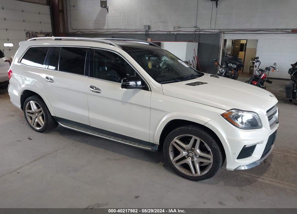 2016 MERCEDES-BENZ GL 550 4MATIC VIN: 4JGDF7DE9GA688336
