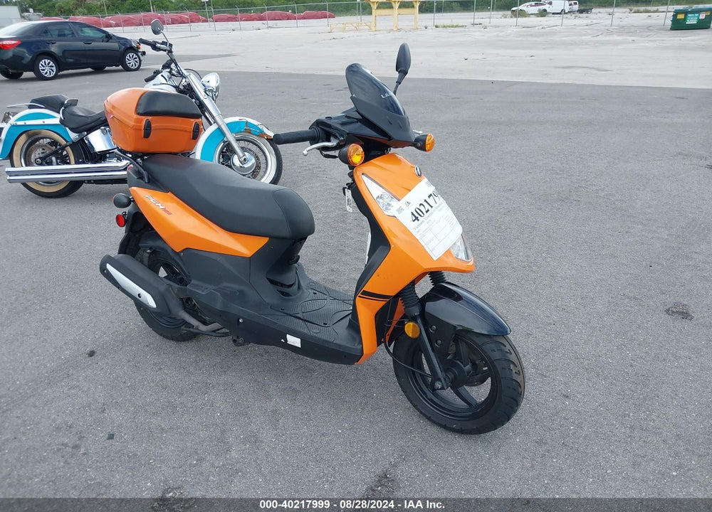 2013 SYM FIDDLE II 125 VIN: RFGBS1HE2DXAW1761