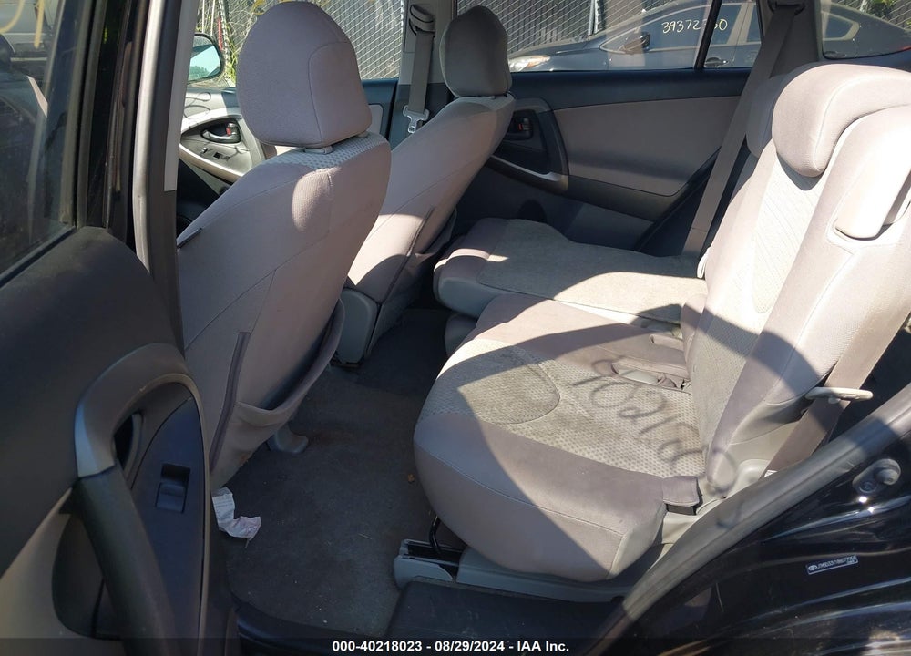 2008 TOYOTA RAV4 VIN: JTMBD33V186077958