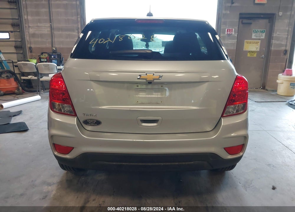 2021 CHEVROLET TRAX FWD LS VIN: KL7CJKSB1MB300545