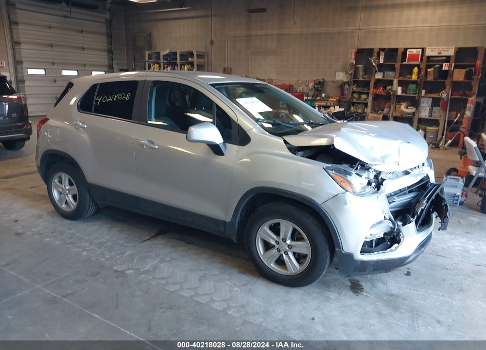 2021 CHEVROLET TRAX FWD LS VIN: KL7CJKSB1MB300545