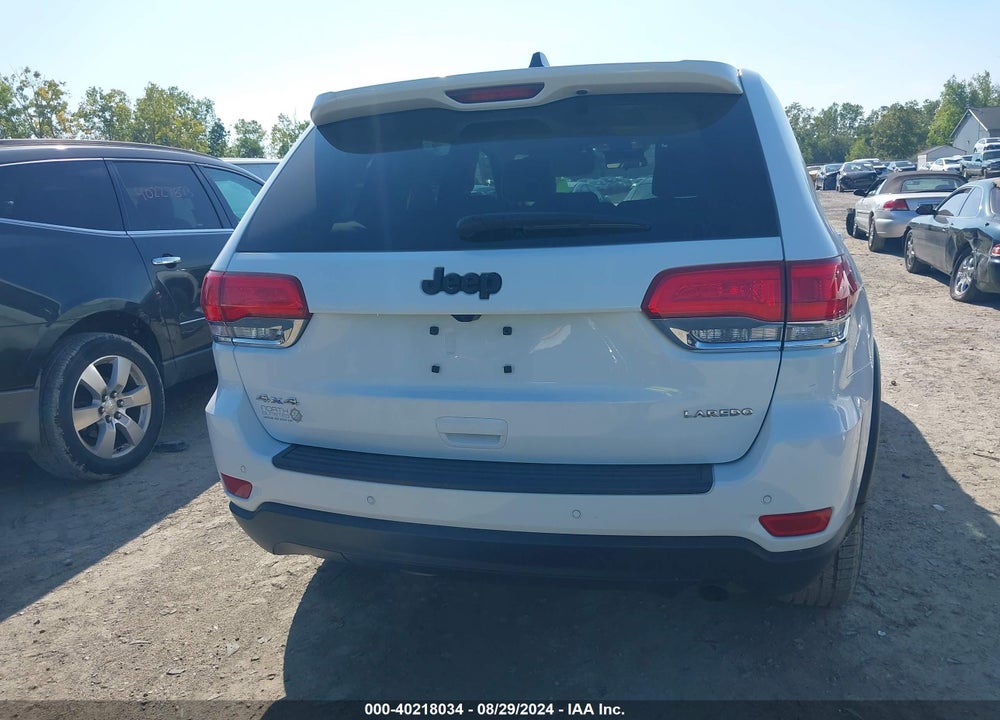 2018 JEEP GRAND CHEROKEE LAREDO 4X4 VIN: 1C4RJFAG0JC508004