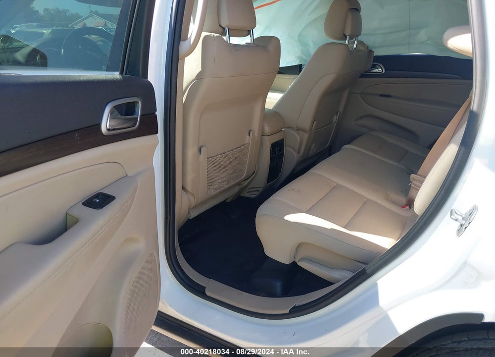 2018 JEEP GRAND CHEROKEE LAREDO 4X4 VIN: 1C4RJFAG0JC508004