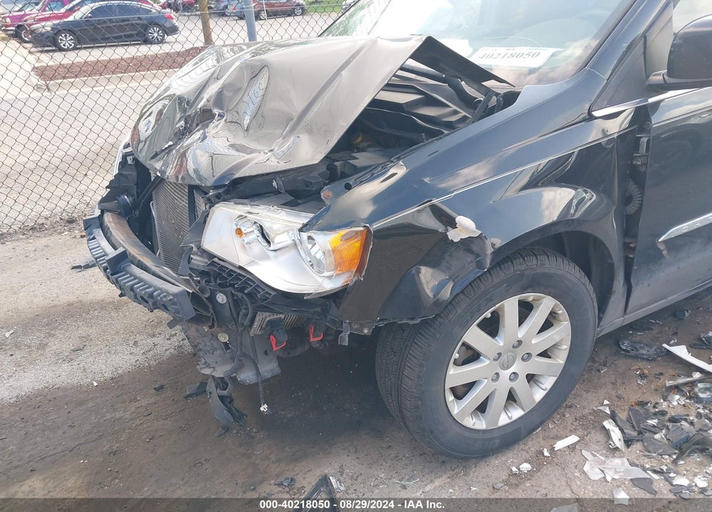 2014 CHRYSLER TOWN & COUNTRY TOURING VIN: 2C4RC1BG8ER410041