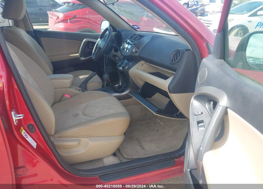 2011 TOYOTA RAV4 VIN: JTMZF4DV0B5034075