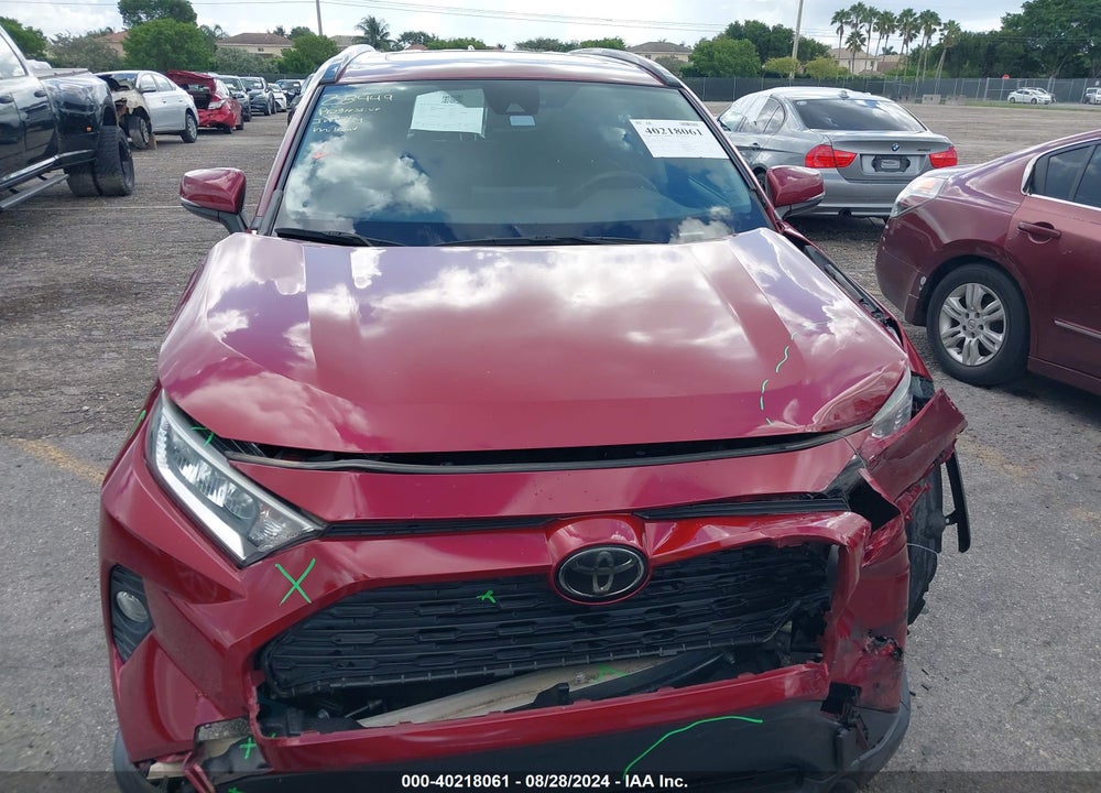 2019 TOYOTA RAV4 XLE VIN: JTMW1RFV5KD009609