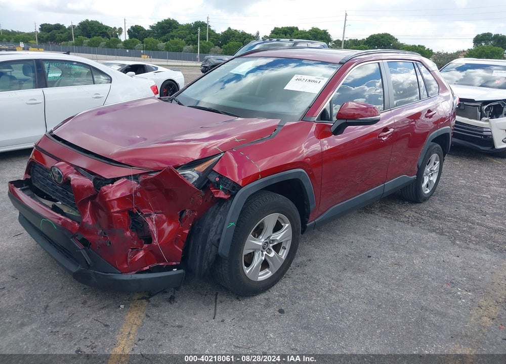 2019 TOYOTA RAV4 XLE VIN: JTMW1RFV5KD009609