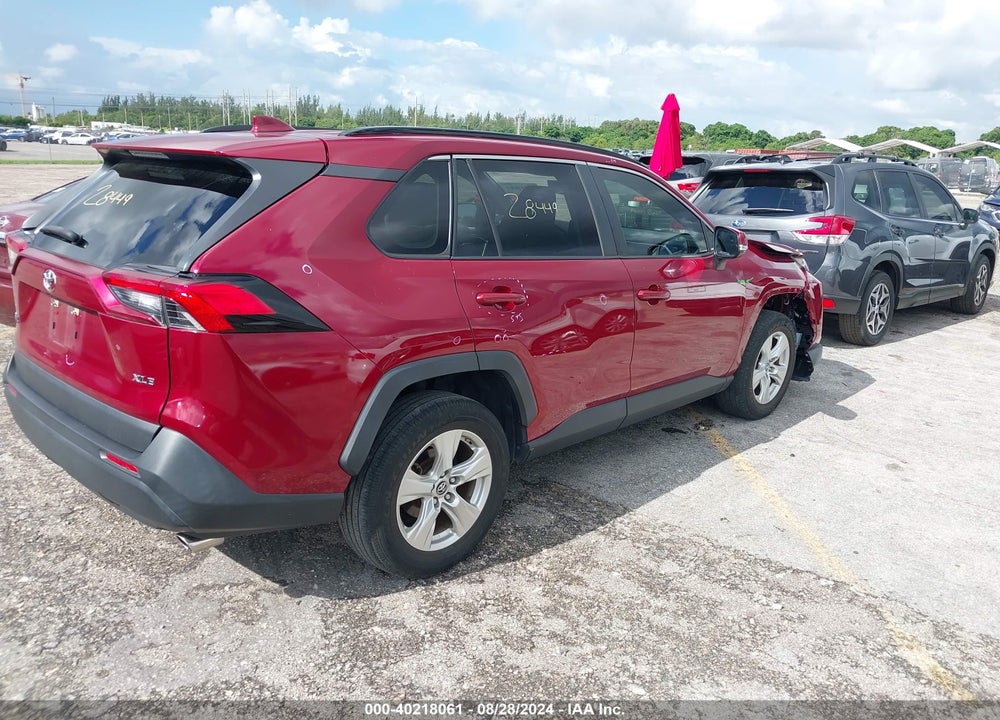 2019 TOYOTA RAV4 XLE VIN: JTMW1RFV5KD009609