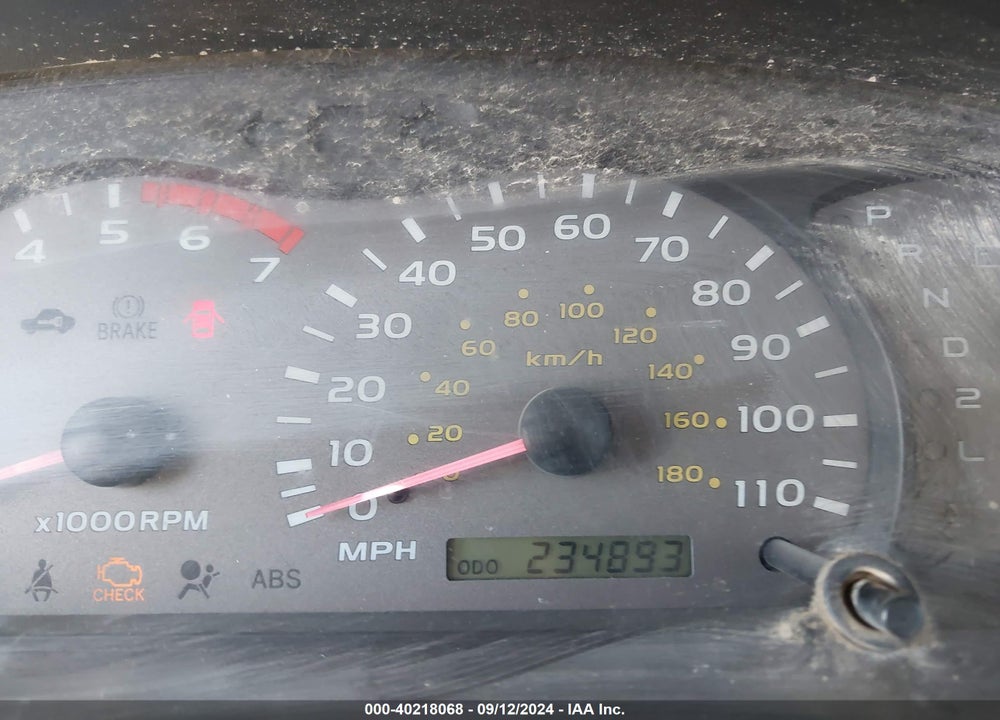 2002 TOYOTA SEQUOIA VIN: 5TDZT34A72S101278