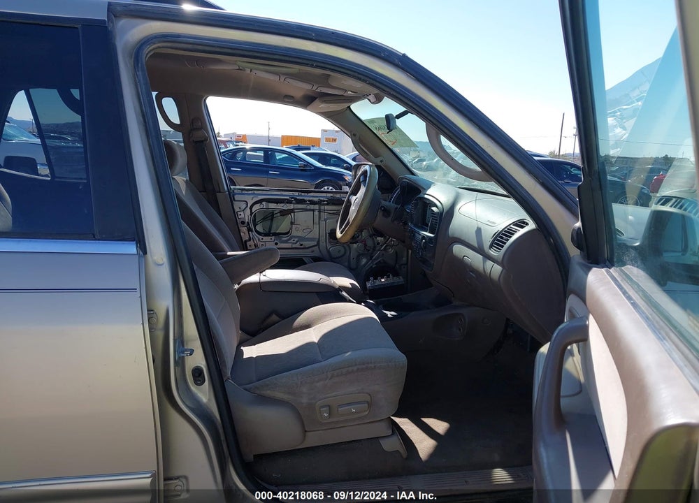 2002 TOYOTA SEQUOIA VIN: 5TDZT34A72S101278
