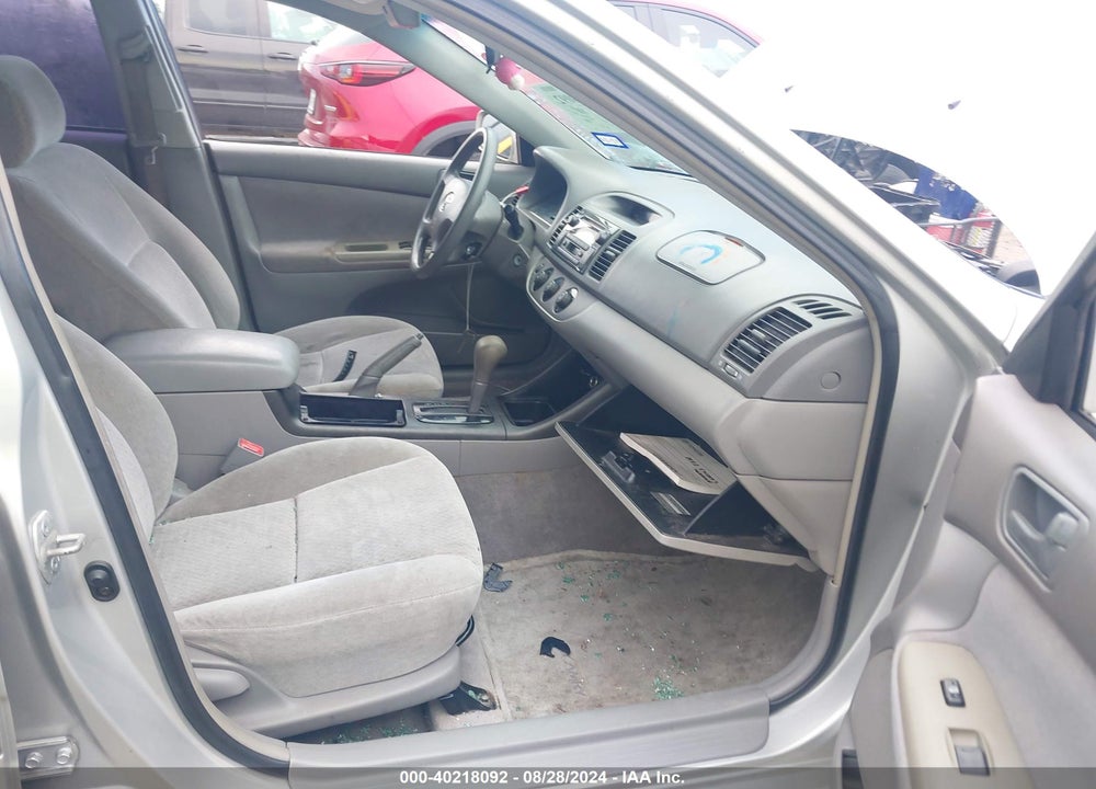 2002 TOYOTA CAMRY LE VIN: 4T1BE32K72U100470