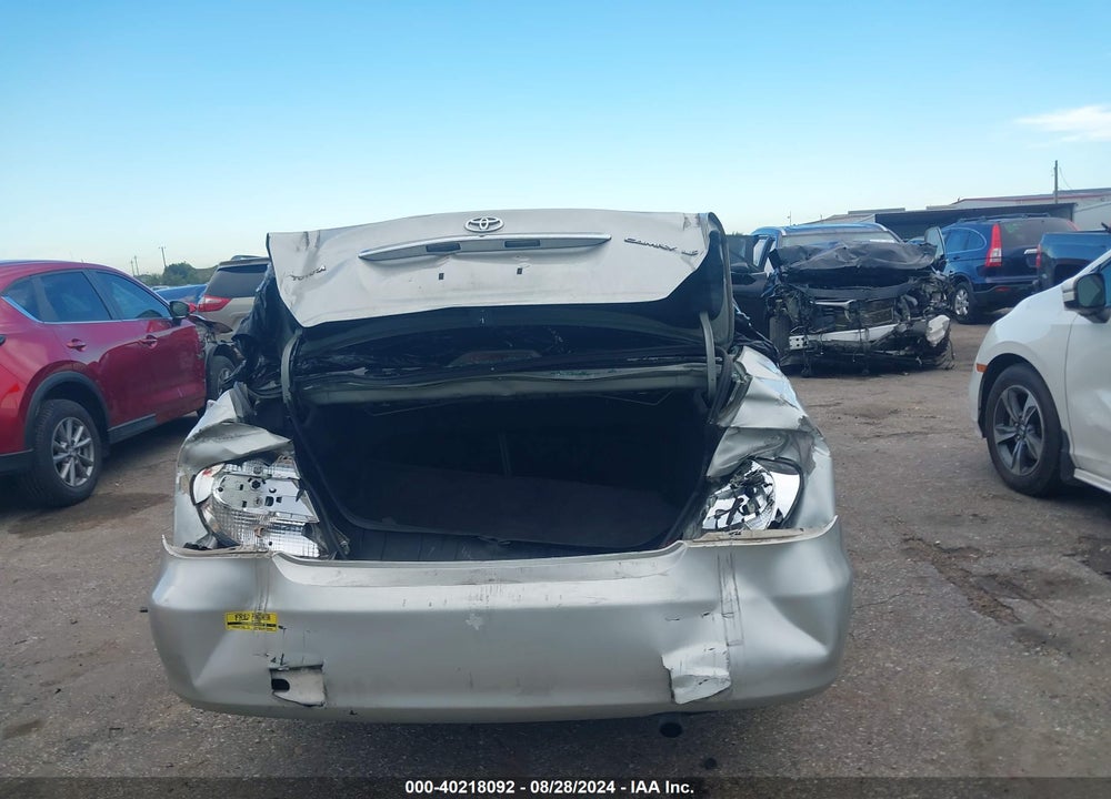 2002 TOYOTA CAMRY LE VIN: 4T1BE32K72U100470