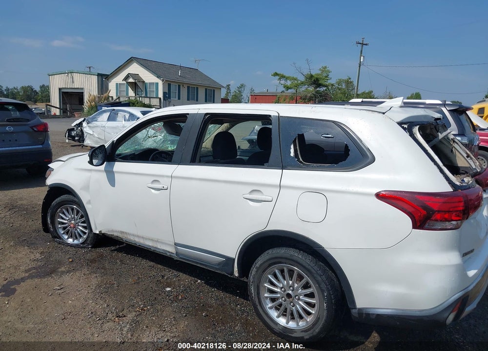 2017 MITSUBISHI OUTLANDER ES VIN: JA4AD2A34HZ057848