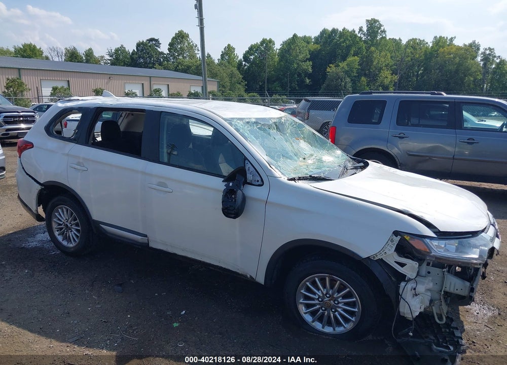 2017 MITSUBISHI OUTLANDER ES VIN: JA4AD2A34HZ057848