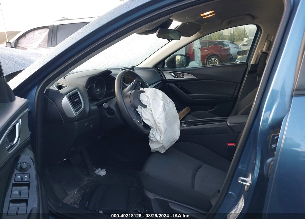 2018 MAZDA 3 SPORT VIN: 3MZBN1U73JM216184