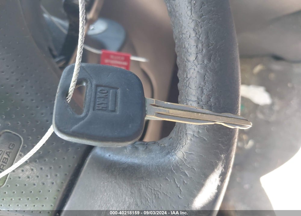2004 TOYOTA MATRIX/XR VIN: 2T1KR32E94C243200