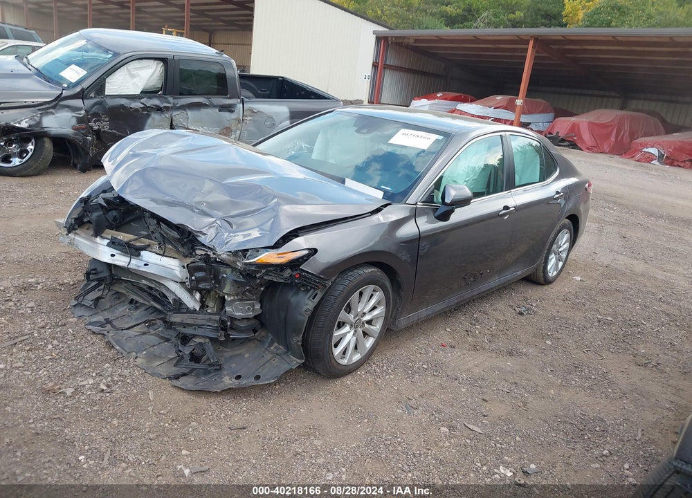 2019 TOYOTA CAMRY LE VIN: 4T1B11HK0KU692267