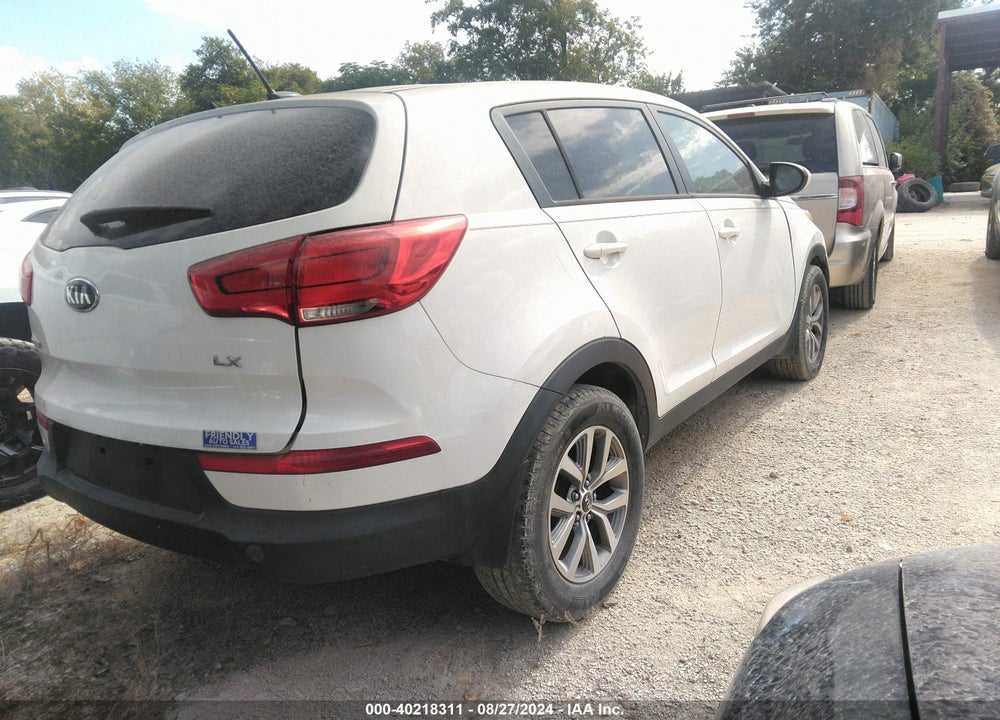 2016 KIA SPORTAGE LX VIN: KNDPB3AC7G7823464