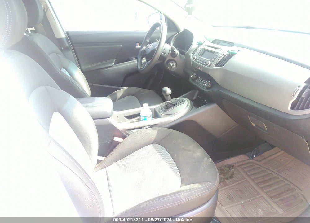 2016 KIA SPORTAGE LX VIN: KNDPB3AC7G7823464