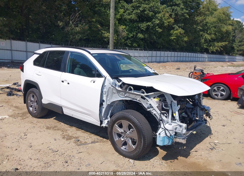 2024 TOYOTA RAV4 XLE VIN: 2T3W1RFV7RC265250