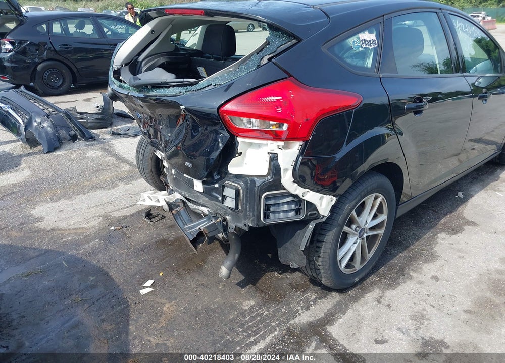 2018 FORD FOCUS SE VIN: 1FADP3K27JL275772