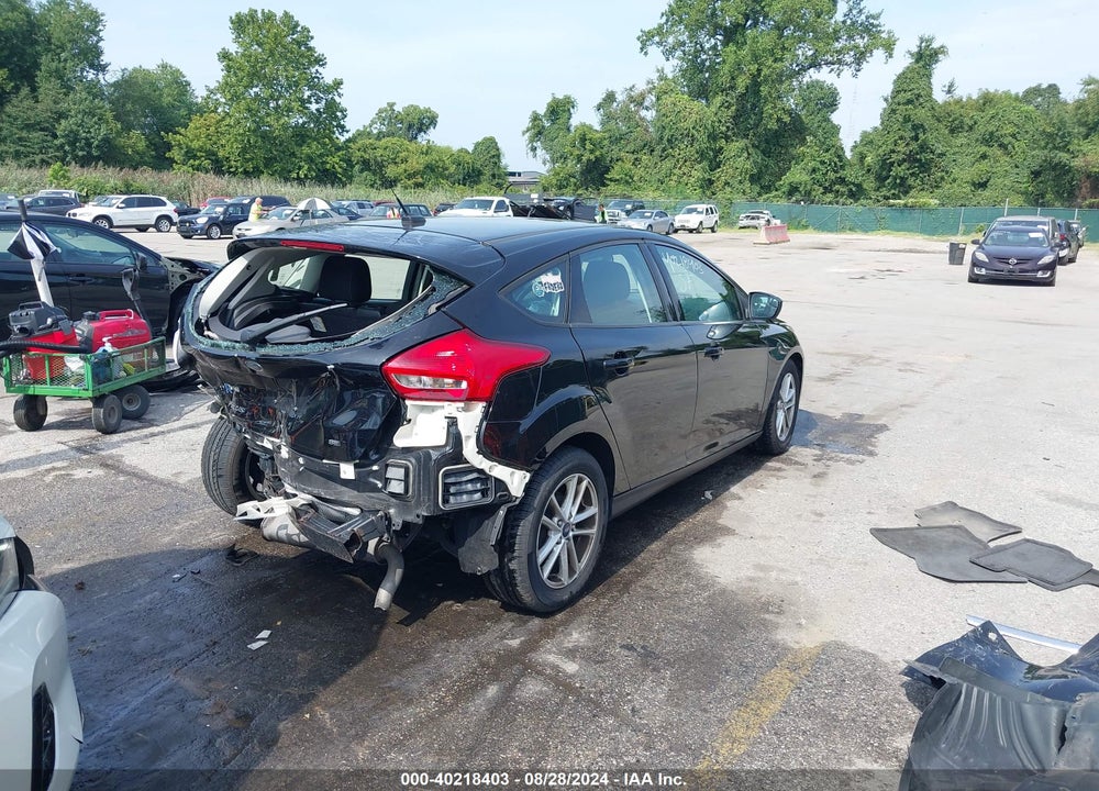 2018 FORD FOCUS SE VIN: 1FADP3K27JL275772
