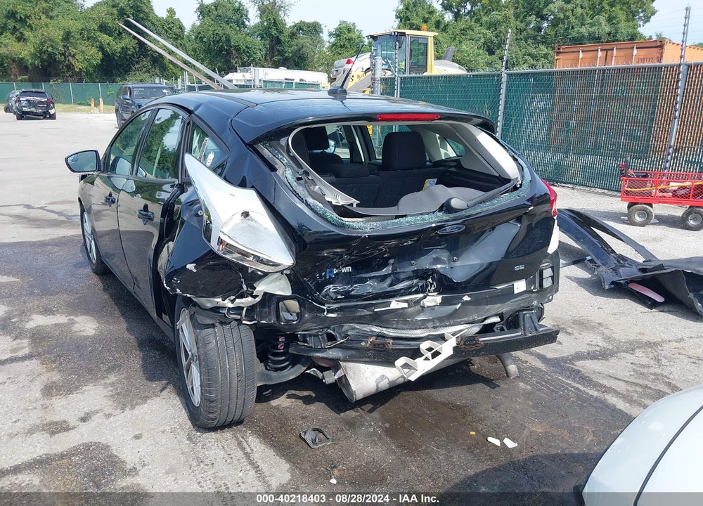 2018 FORD FOCUS SE VIN: 1FADP3K27JL275772