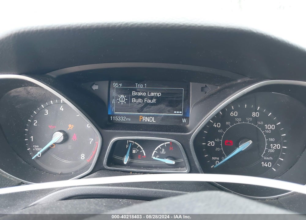 2018 FORD FOCUS SE VIN: 1FADP3K27JL275772