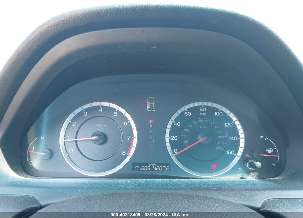2011 HONDA ACCORD 2.4 EX-L VIN: 1HGCP2F81BA081011