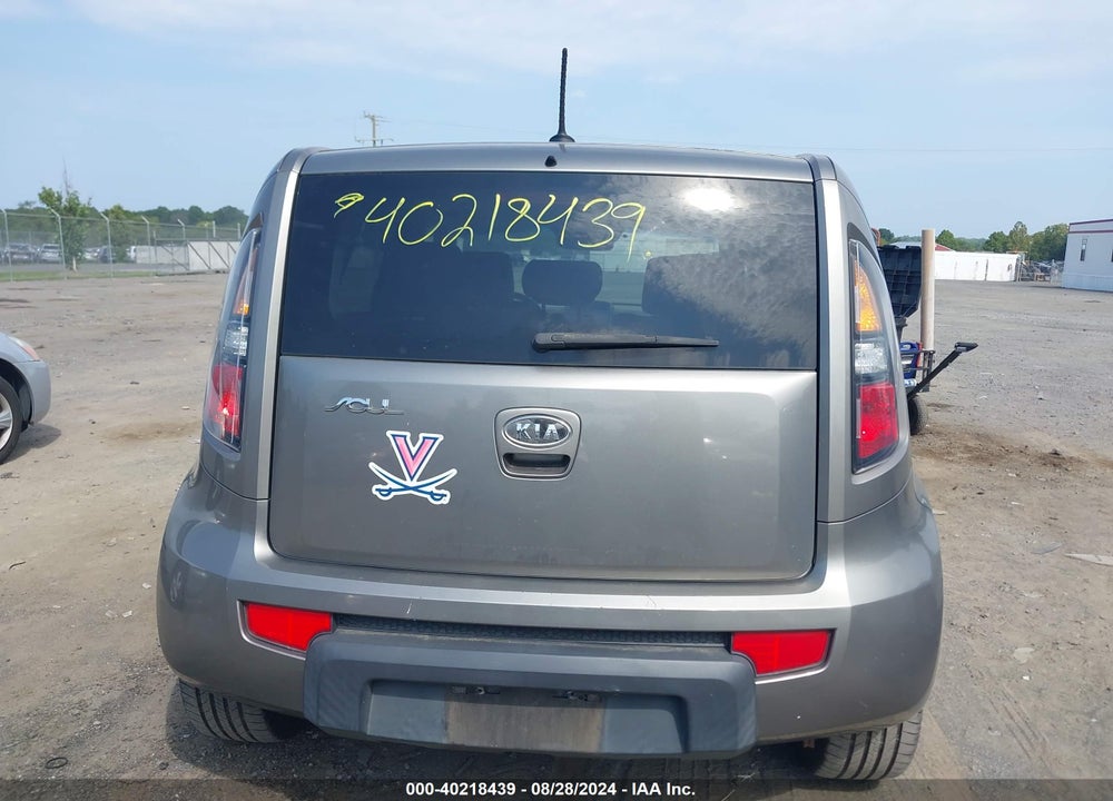 2011 KIA SOUL VIN: KNDJT2A22B7215221