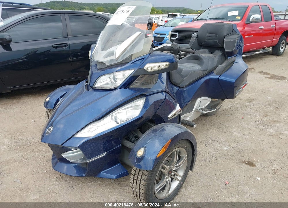 2011 CAN-AM SPYDER ROADSTER RT VIN: 2BXJBKC13BV000041
