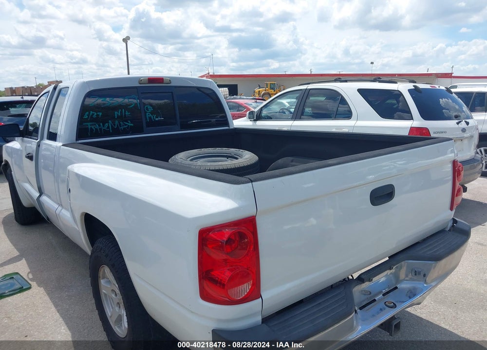 2005 DODGE DAKOTA SLT VIN: 1D7HE42N25S223159