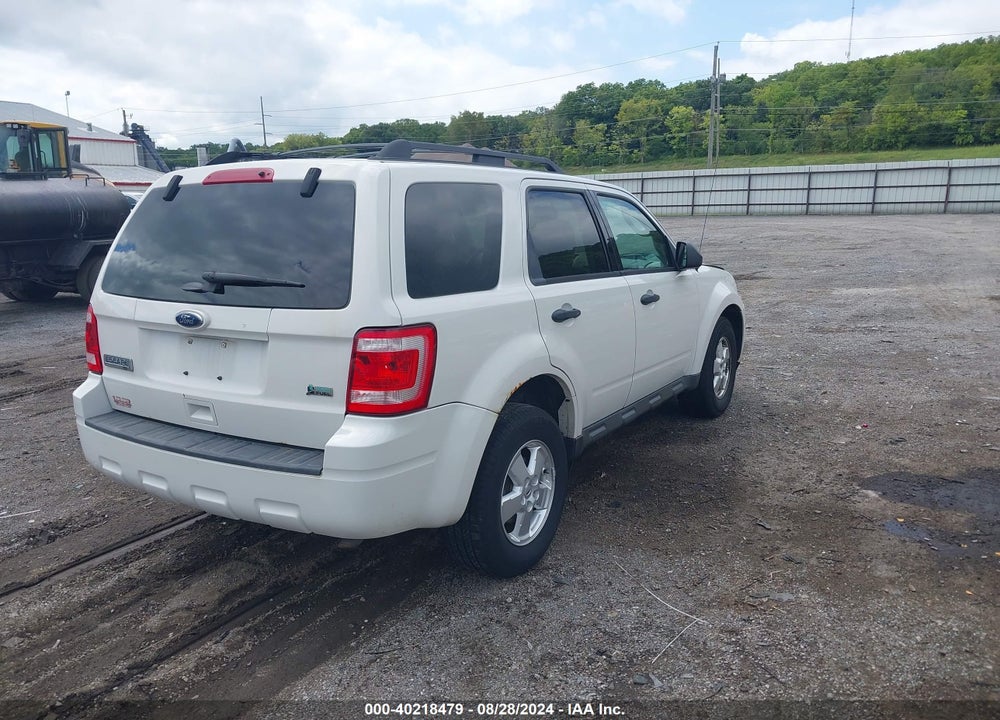 2011 FORD ESCAPE XLT VIN: 1FMCU0DG4BKA38178