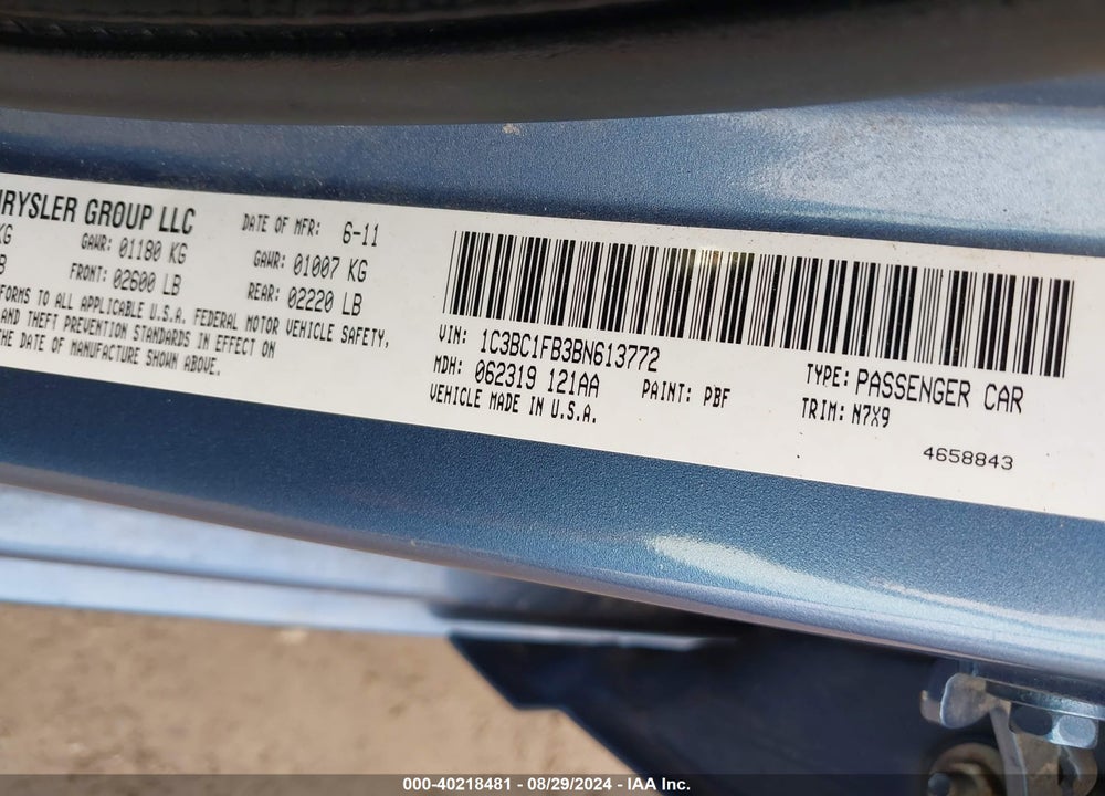 2011 CHRYSLER 200 TOURING VIN: 1C3BC1FB3BN613772
