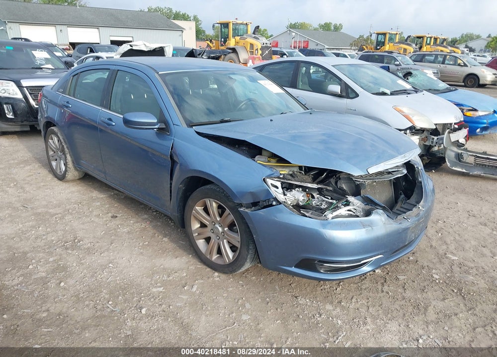 2011 CHRYSLER 200 TOURING VIN: 1C3BC1FB3BN613772