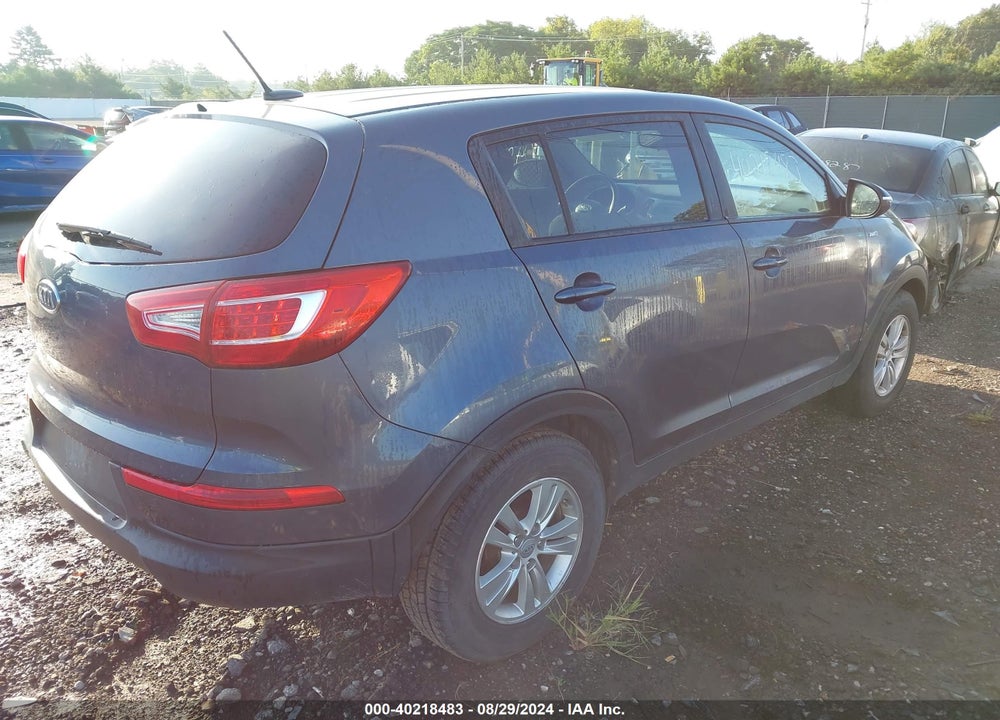 2011 KIA SPORTAGE LX VIN: KNDPBCA27B7130782