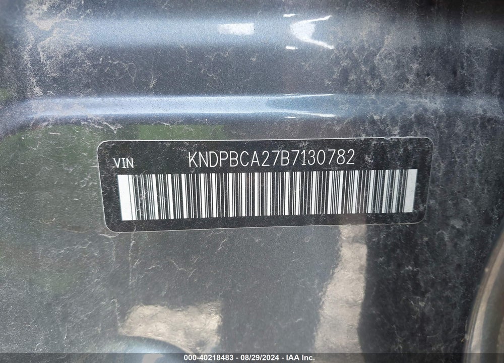 2011 KIA SPORTAGE LX VIN: KNDPBCA27B7130782