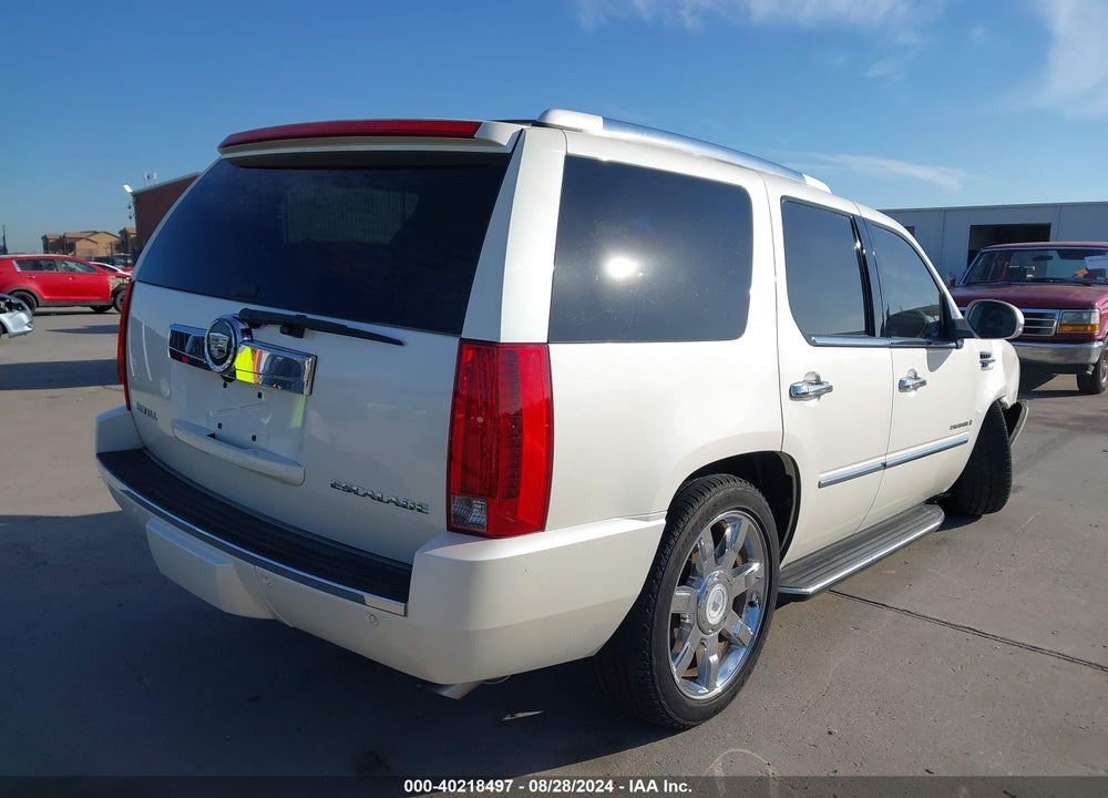 2008 CADILLAC ESCALADE STANDARD VIN: 1GYEC63868R129105