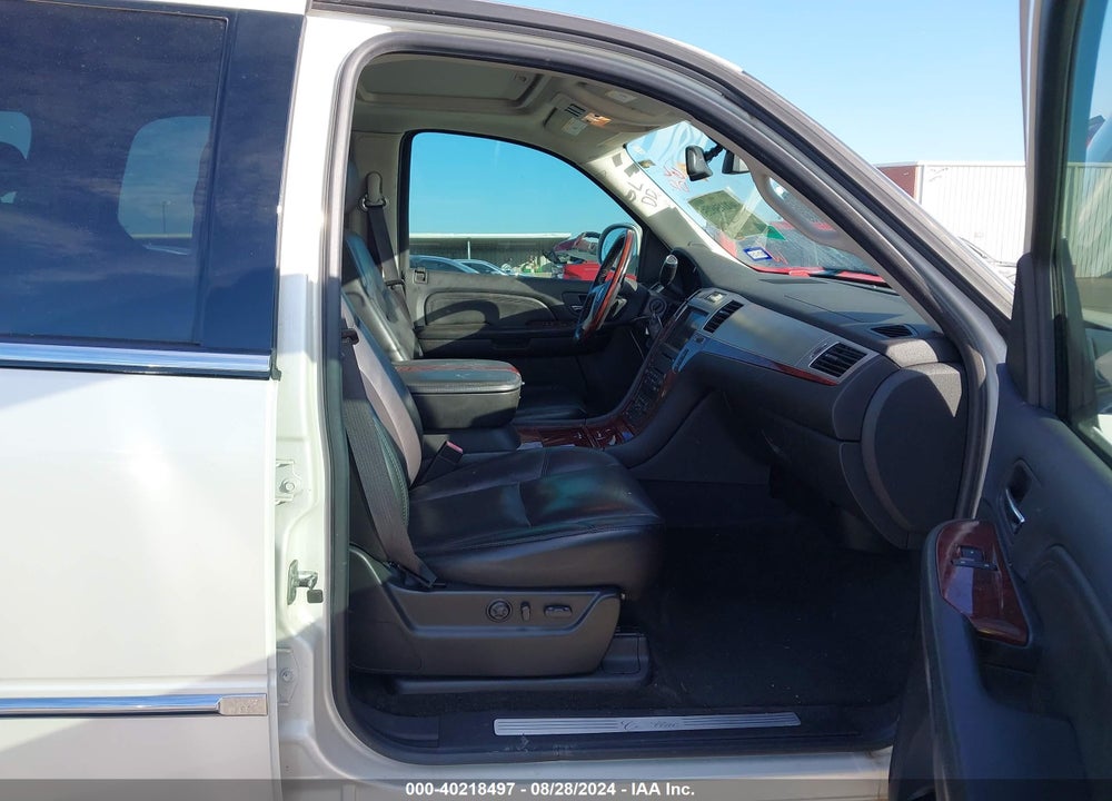 2008 CADILLAC ESCALADE STANDARD VIN: 1GYEC63868R129105