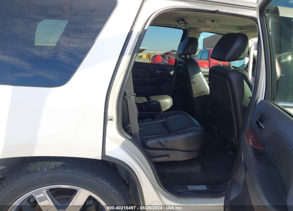 2008 CADILLAC ESCALADE STANDARD VIN: 1GYEC63868R129105