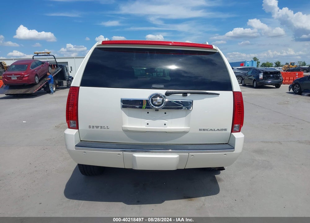 2008 CADILLAC ESCALADE STANDARD VIN: 1GYEC63868R129105