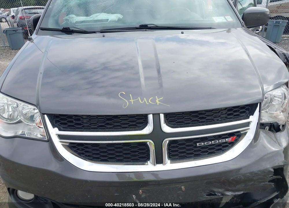 2018 DODGE GRAND CARAVAN VIN: 2C4RDGCG7JR301210