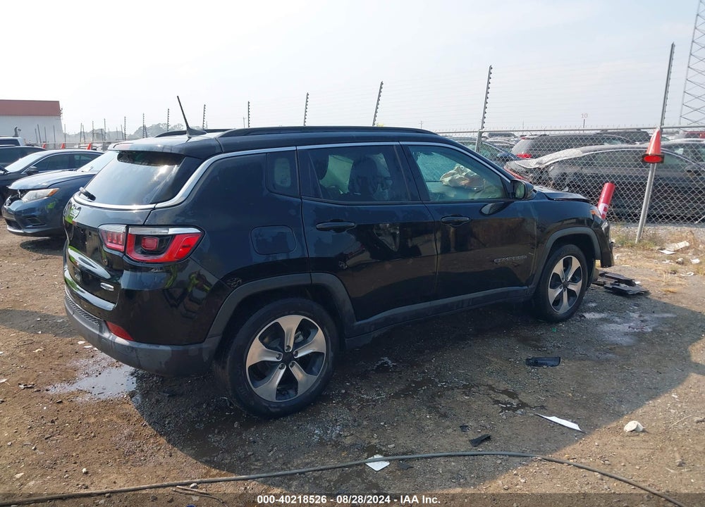 2018 JEEP COMPASS LATITUDE FWD VIN: 3C4NJCBB3JT286207