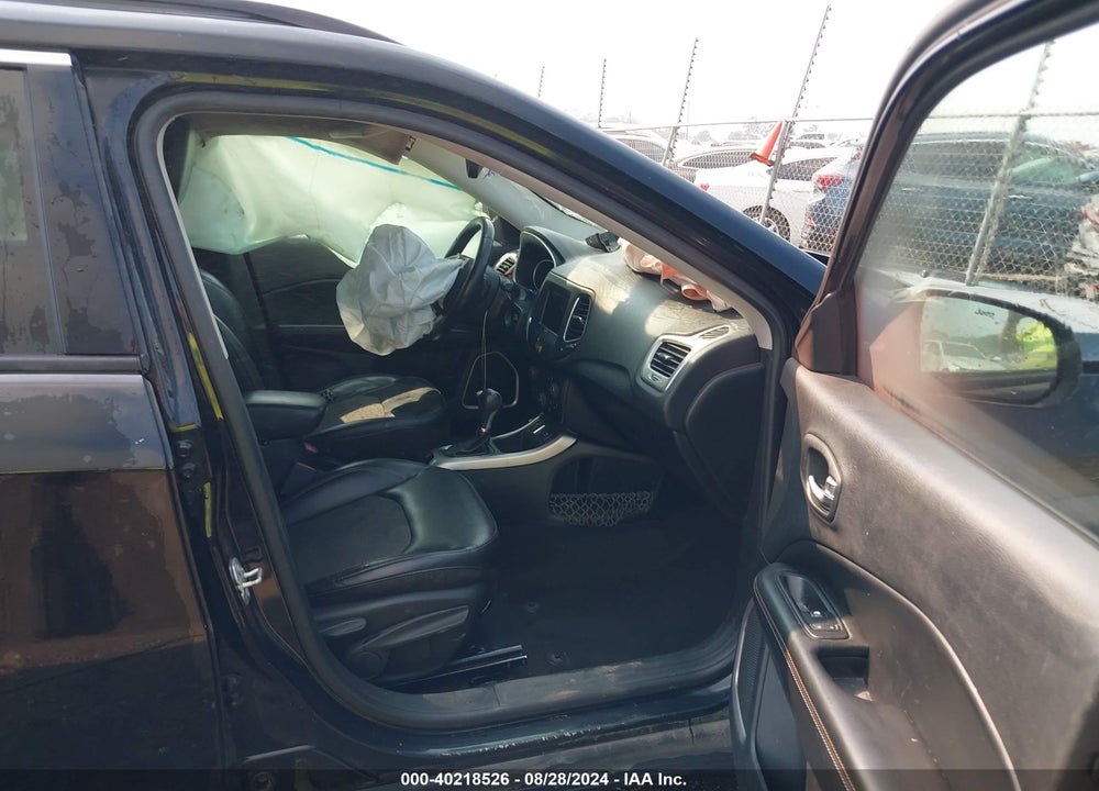 2018 JEEP COMPASS LATITUDE FWD VIN: 3C4NJCBB3JT286207