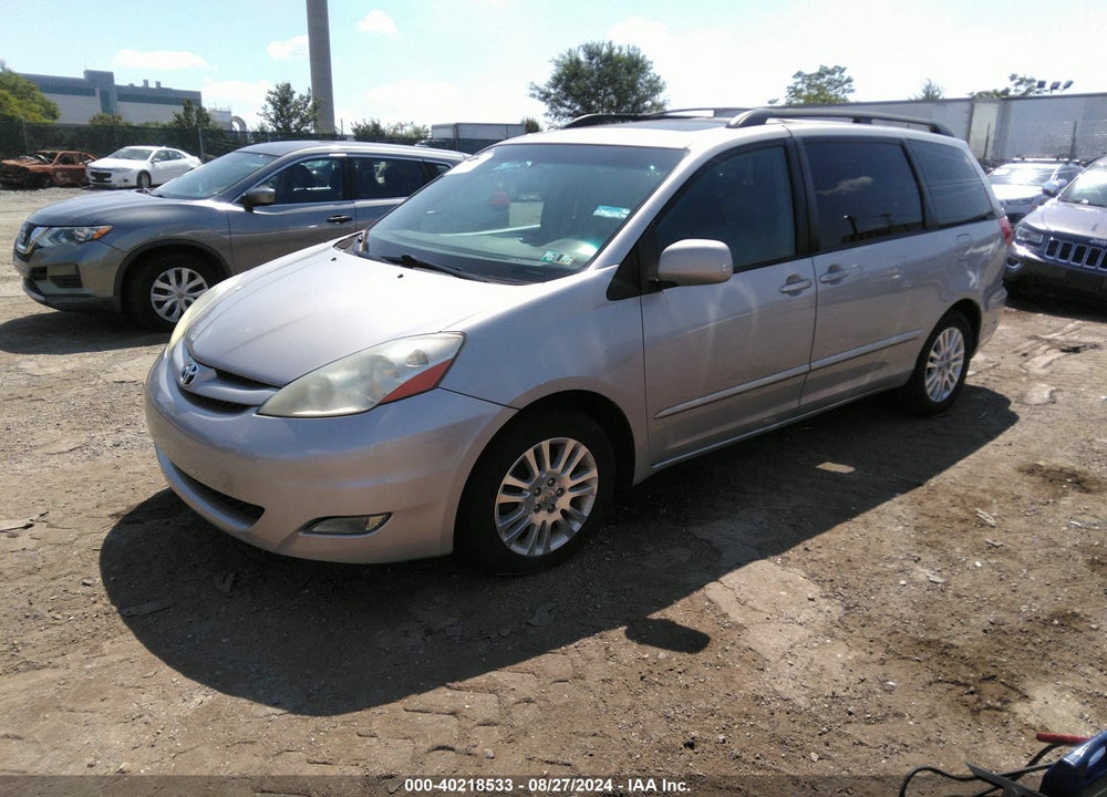2008 TOYOTA SIENNA XLE VIN: 5TDZK22C18S216792
