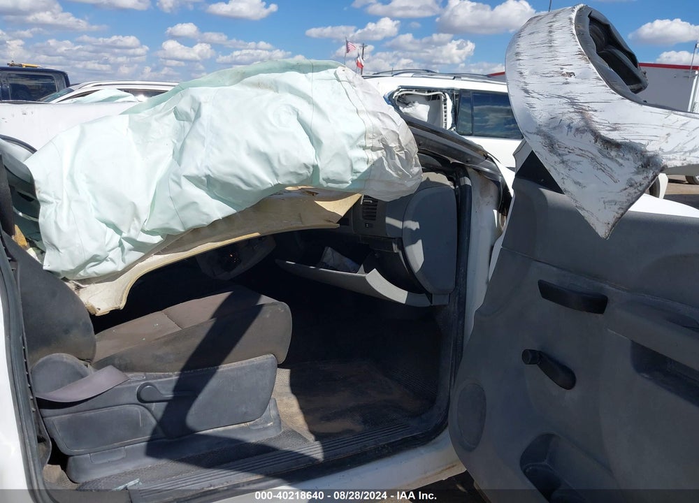 2013 CHEVROLET SILVERADO 1500 WORK TRUCK VIN: 1GCNCPE04DZ338324