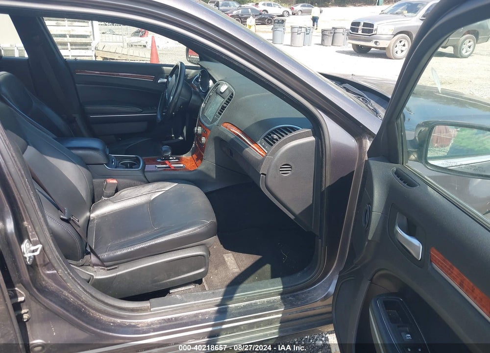 2014 CHRYSLER 300 VIN: 2C3CCAAG3EH235313