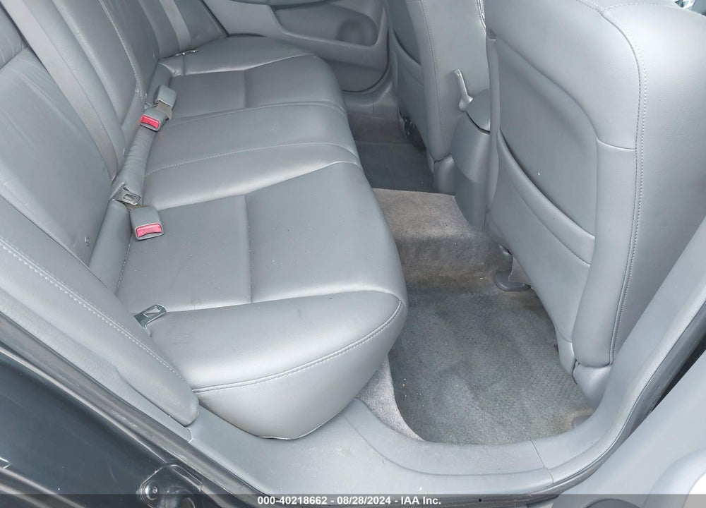 2004 HONDA ACCORD 2.4 EX VIN: 1HGCM56774A080773